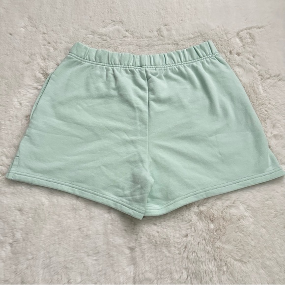 Van’s Rare Rolled shorts, size M - Picture 2 of 3